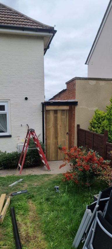 New Side Gate